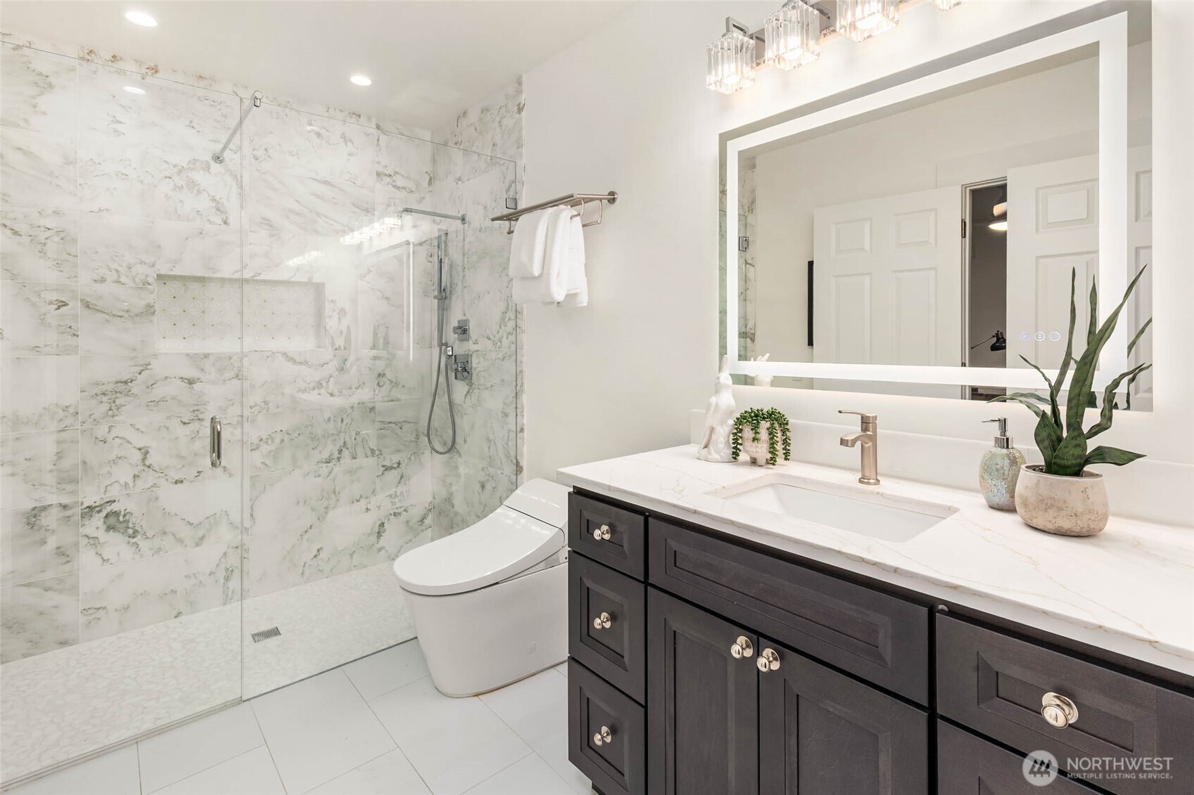 20 Cascade Key Bellevue, WA 98006 - Photo 29 of 39