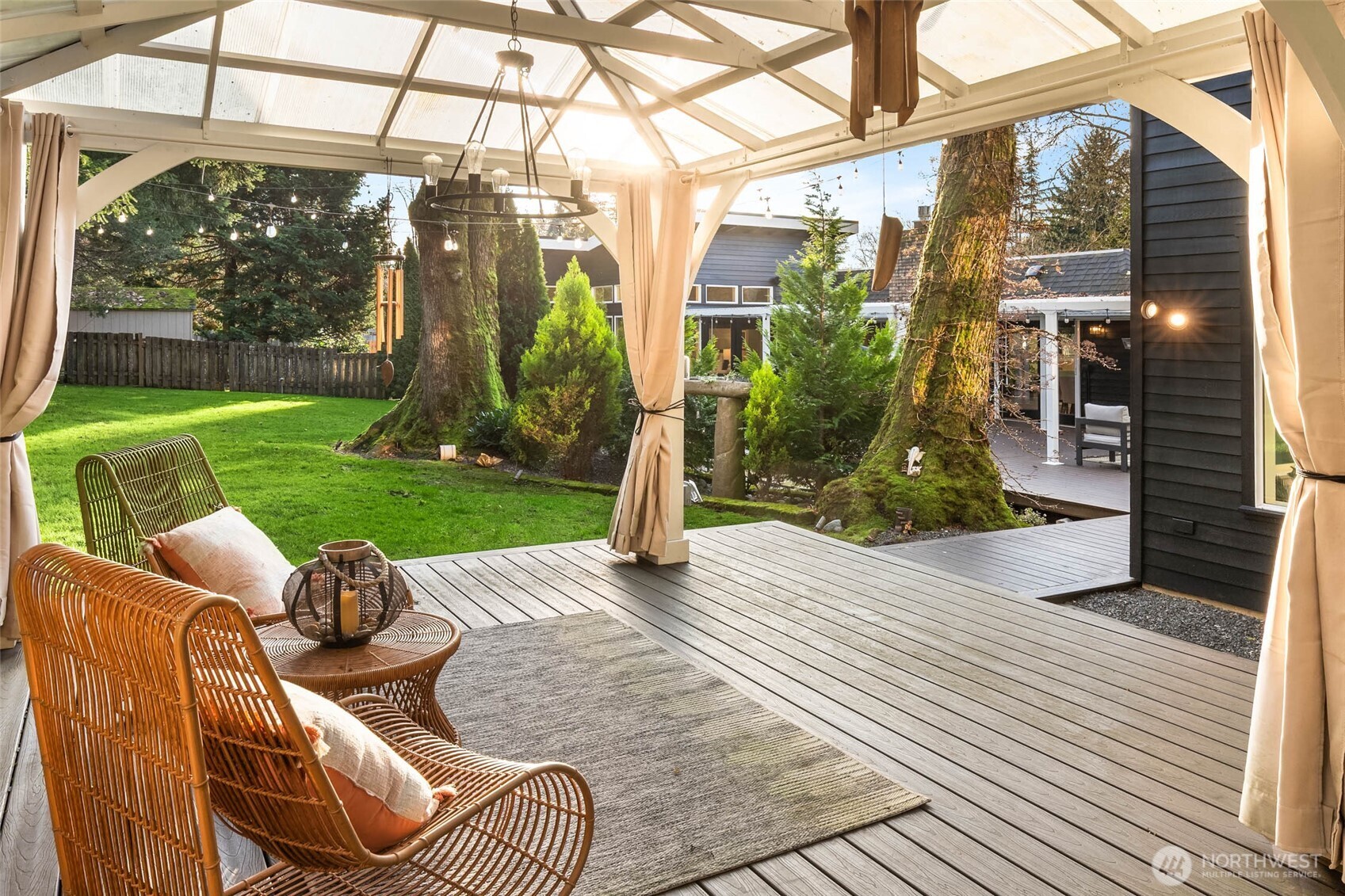 20 Cascade Key Bellevue, WA 98006 - Photo 36 of 39