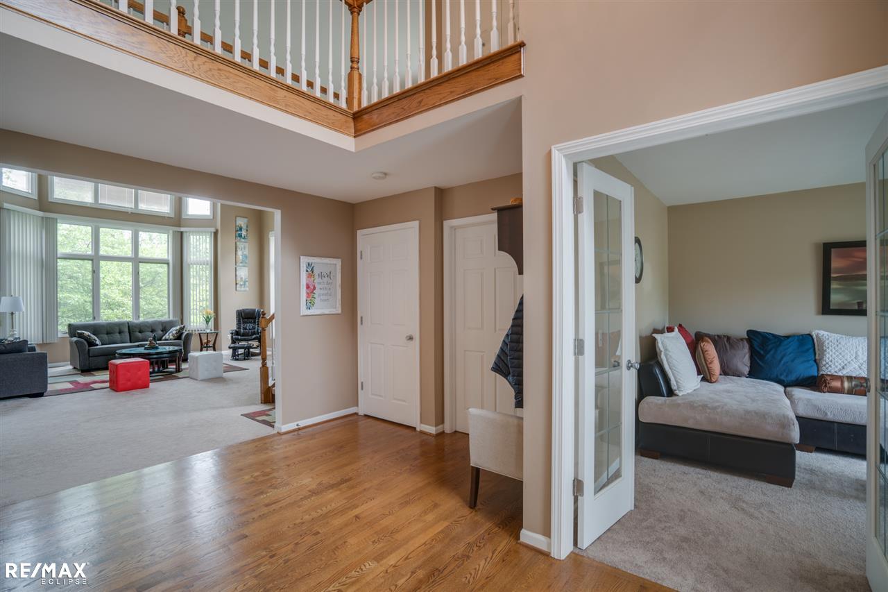 1694 Chase Drive Rochester, MI 48307 - Photo 6 of 47 31320393-5.JPG