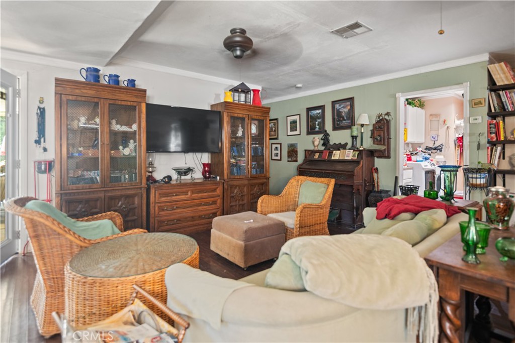 10475 Frontier Trail Cherry Valley, CA 92223 - Photo 4 of 19