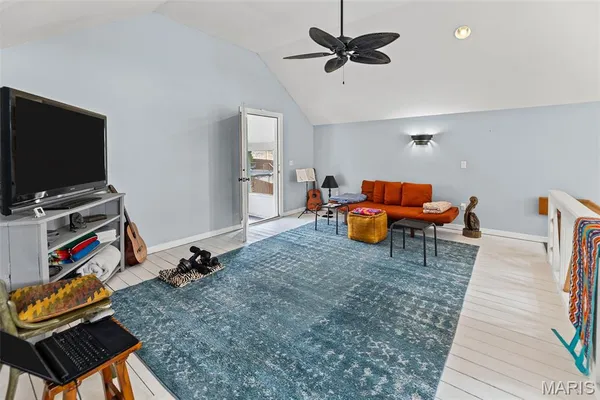 $205,000 | 436 East 3rd Street, Unit A, Alton, IL 62002
