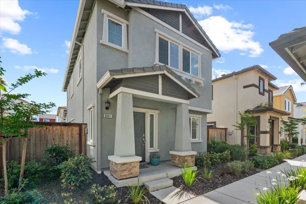 $499,900 | 9041 Sausalito Lane, Roseville, CA 95747