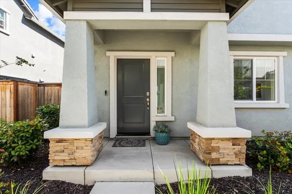 $499,900 | 9041 Sausalito Lane, Roseville, CA 95747