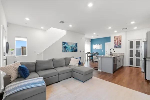 $499,900 | 9041 Sausalito Lane, Roseville, CA 95747