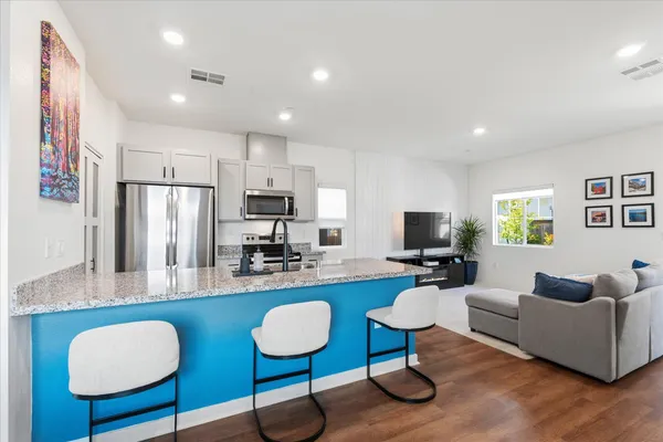 $499,900 | 9041 Sausalito Lane, Roseville, CA 95747