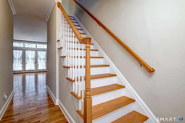 $689,950 | 7 Firethorn Lane, Unit 7, Milford, CT 06461