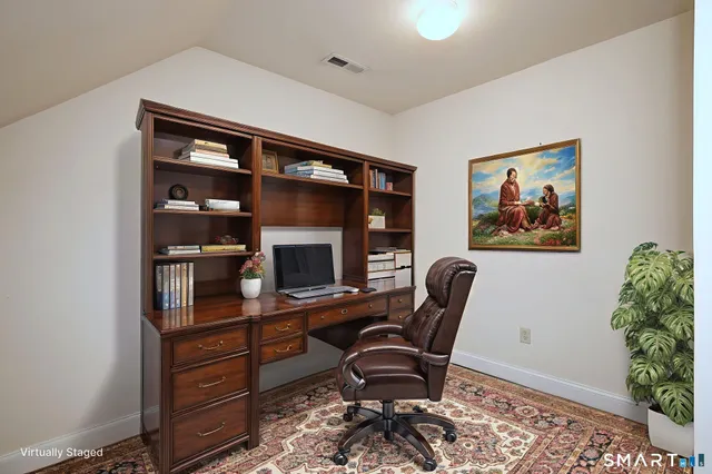 $689,950 | 7 Firethorn Lane, Unit 7, Milford, CT 06461