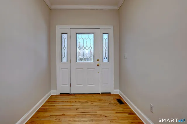 $689,950 | 7 Firethorn Lane, Unit 7, Milford, CT 06461