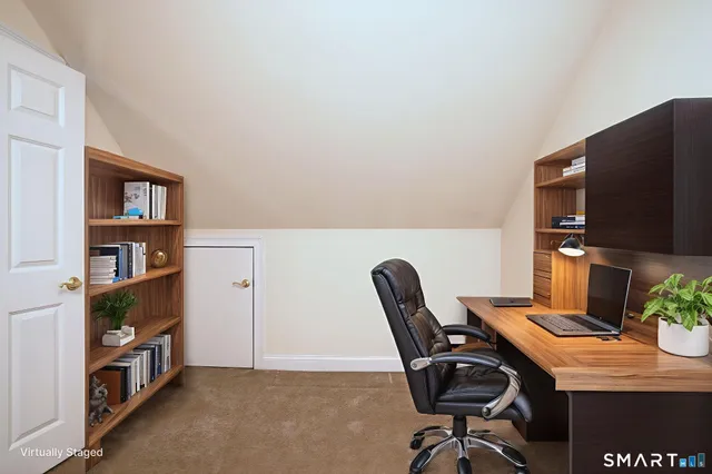 $689,950 | 7 Firethorn Lane, Unit 7, Milford, CT 06461