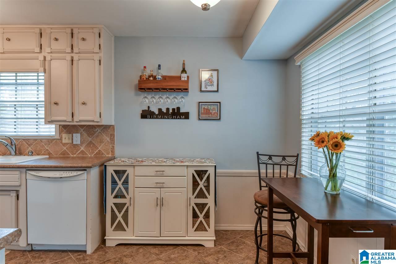 5812 Southhall Road Birmingham, AL 35213 - Photo 11 of 33