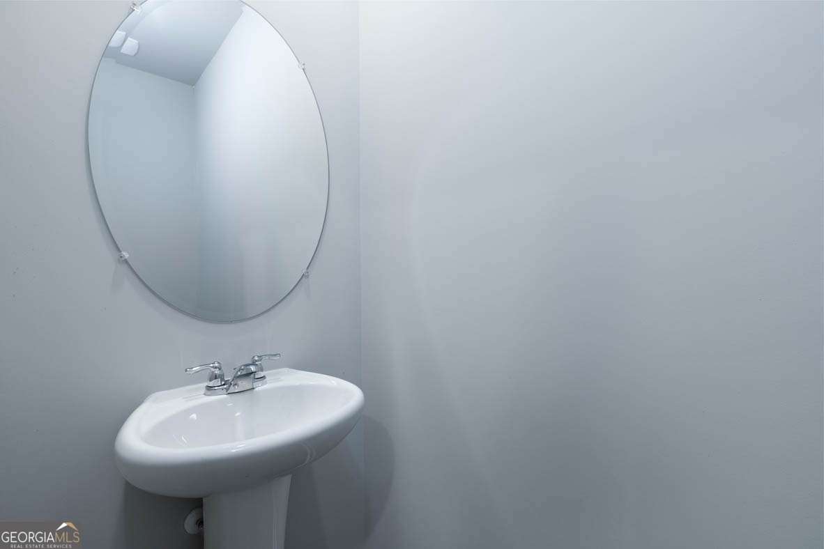 655 Whitman Lane Stockbridge, GA 30281 - Photo 16 of 61