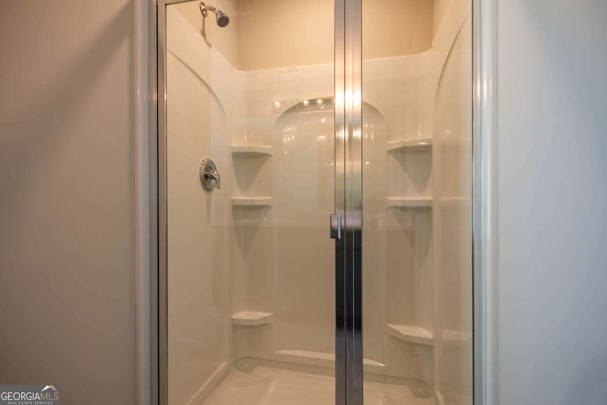 655 Whitman Lane Stockbridge, GA 30281 - Photo 4 of 61