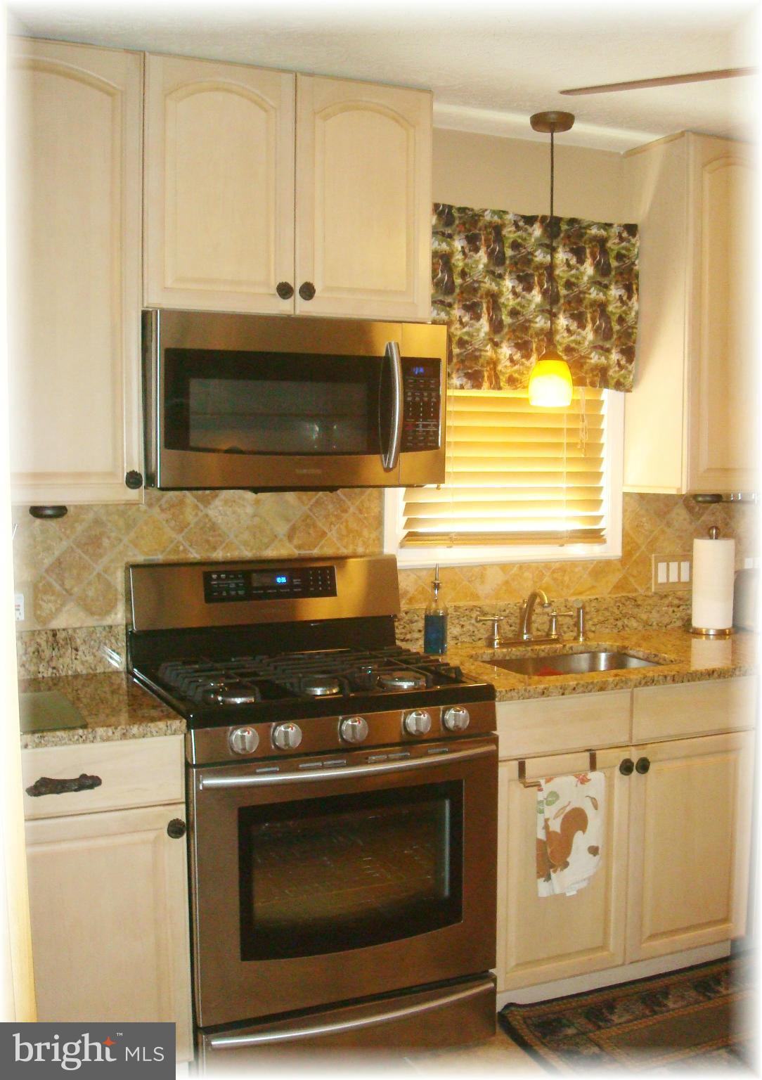 3306 Willoughby Road Baltimore, MD 21234 - Photo 14 of 30 Kitchen is fully updated.