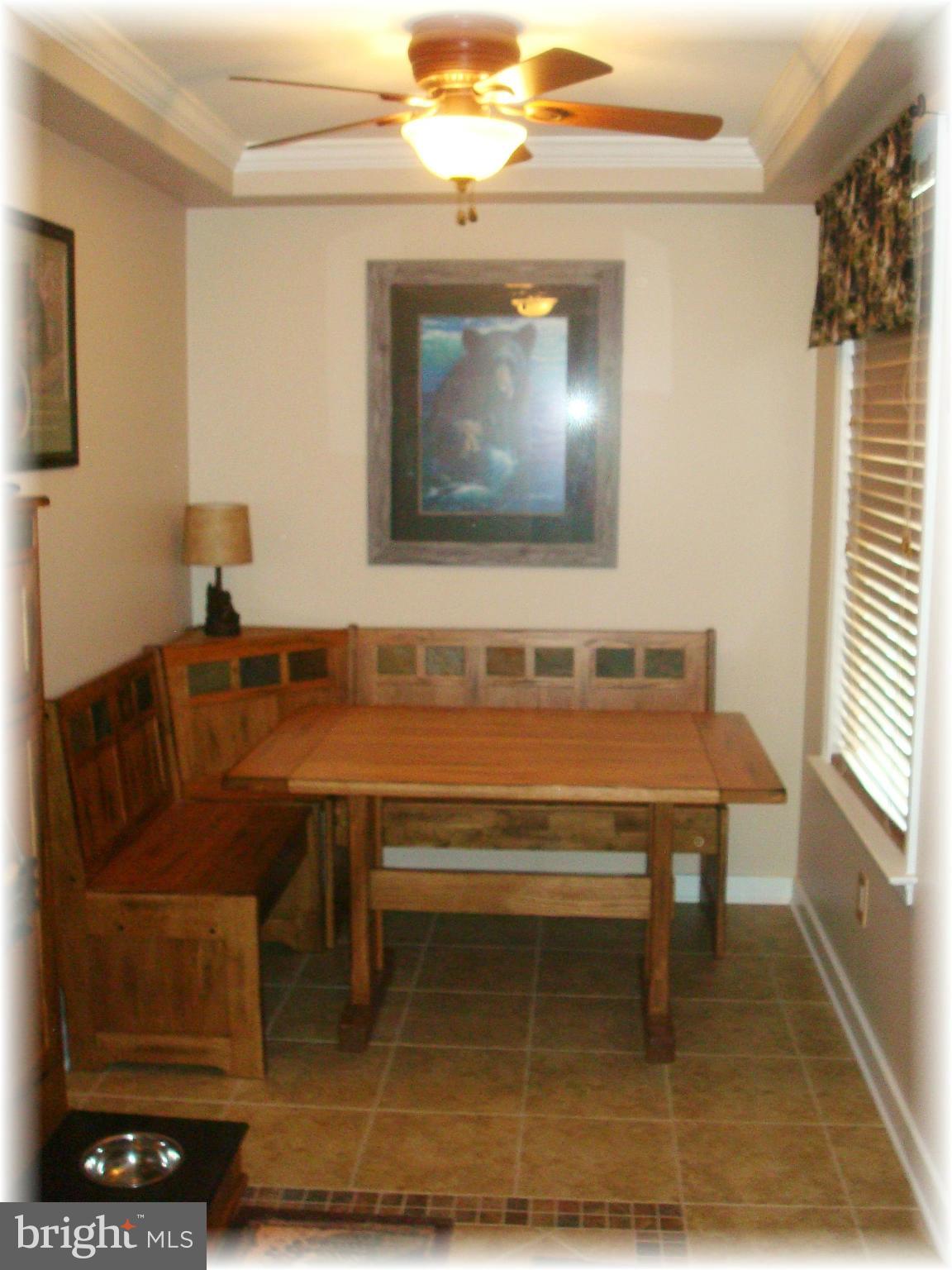3306 Willoughby Road Baltimore, MD 21234 - Photo 16 of 30 ..and abundant table space too.