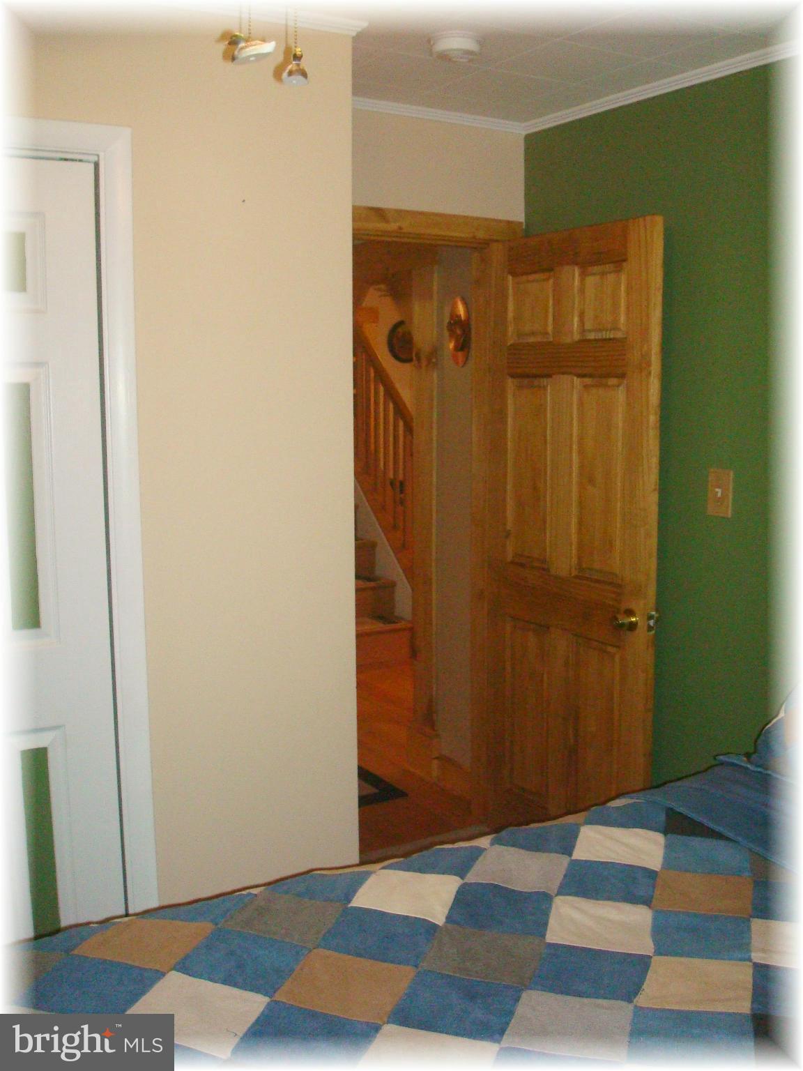 3306 Willoughby Road Baltimore, MD 21234 - Photo 18 of 30 3rd bedroom is also on the main level.