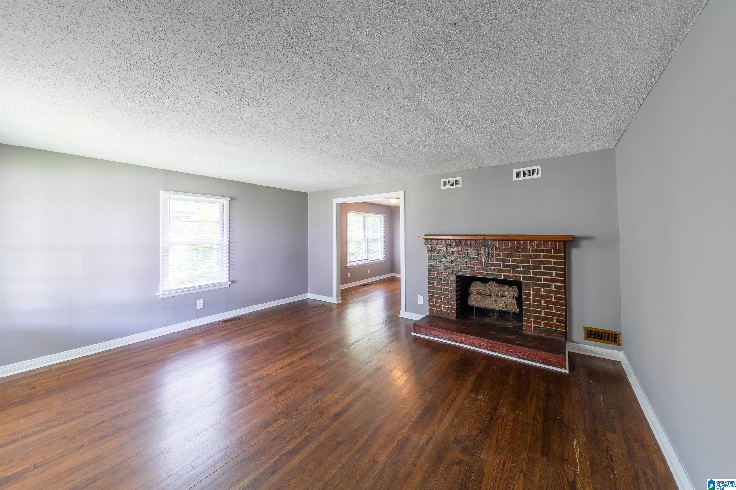 2242 3rd Avenue South Birmingham, AL 35210 - Photo 3 of 19