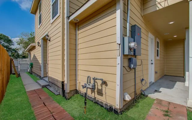 $450,000 | 5403 Farley Drive, Houston, TX 77032