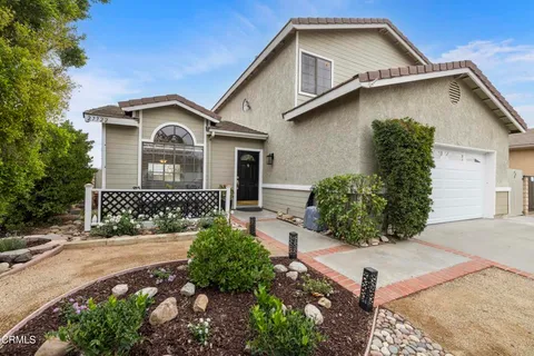 $720,000 | 27722 Buckskin Drive, Castaic, CA 91384