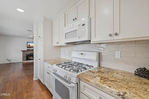 $720,000 | 27722 Buckskin Drive, Castaic, CA 91384