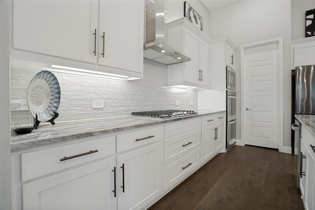 1036 Boardwalk Road Allen, TX 75013 - Photo 10 of 36