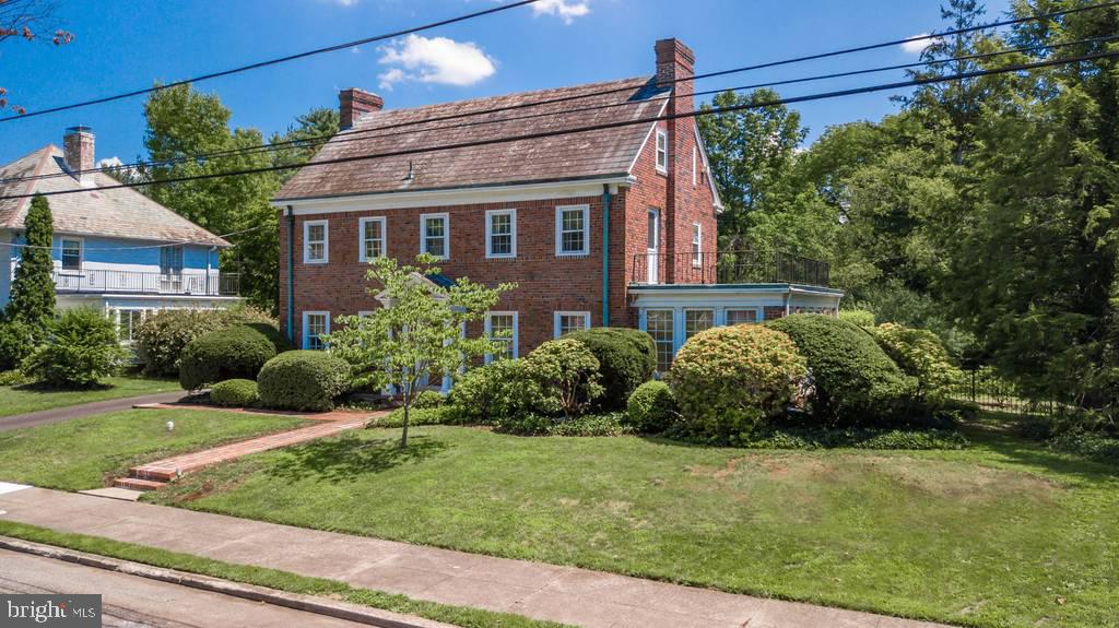412 Highland Road Pottstown, PA 19464 - Photo 3 of 45 Gallery Image 3