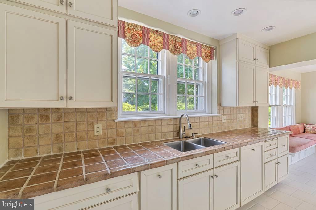 412 Highland Road Pottstown, PA 19464 - Photo 25 of 45 Gallery Image 25