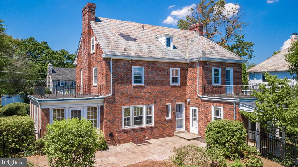 412 Highland Road Pottstown, PA 19464 - Photo 8 of 45 Gallery Image 8