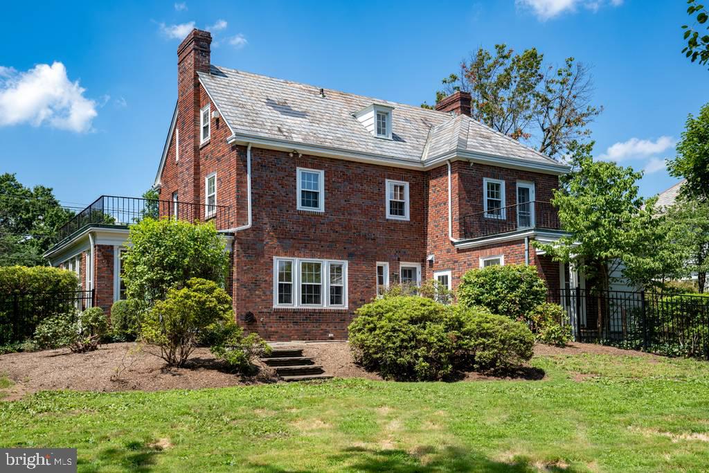 412 Highland Road Pottstown, PA 19464 - Photo 9 of 45 Gallery Image 9