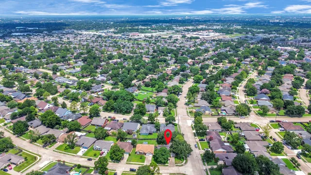 $2,100 | 13002 Kingsmill Drive, Sugar Land, TX 77478