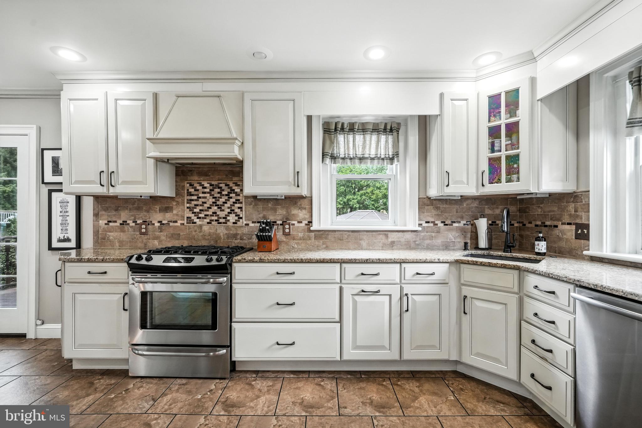 302 Washington Avenue Pitman, NJ 08071 - Photo 24 of 58
