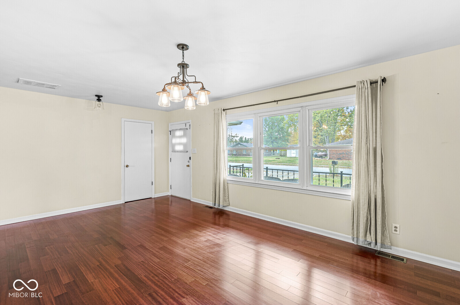 6538 Westdrum Road Indianapolis, IN 46241 - Photo 17 of 35 Gallery Image 17