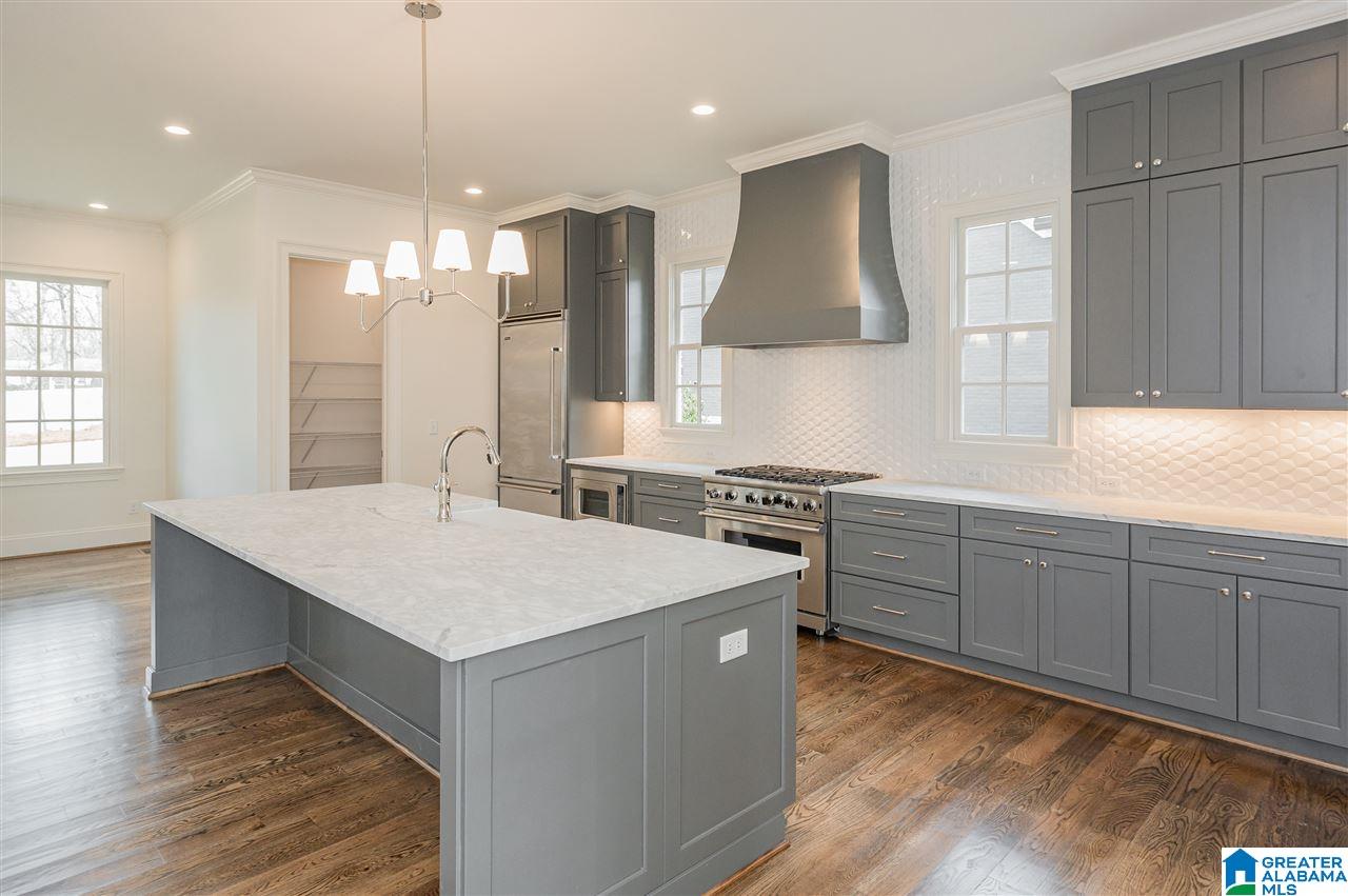2424 Dolly Ridge Road Birmingham, AL 35243 - Photo 12 of 49