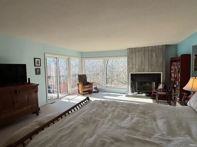 $324,900 | 9425 South Pointe Lasalles Drive, Unit 50, Bloomington, IN 47401