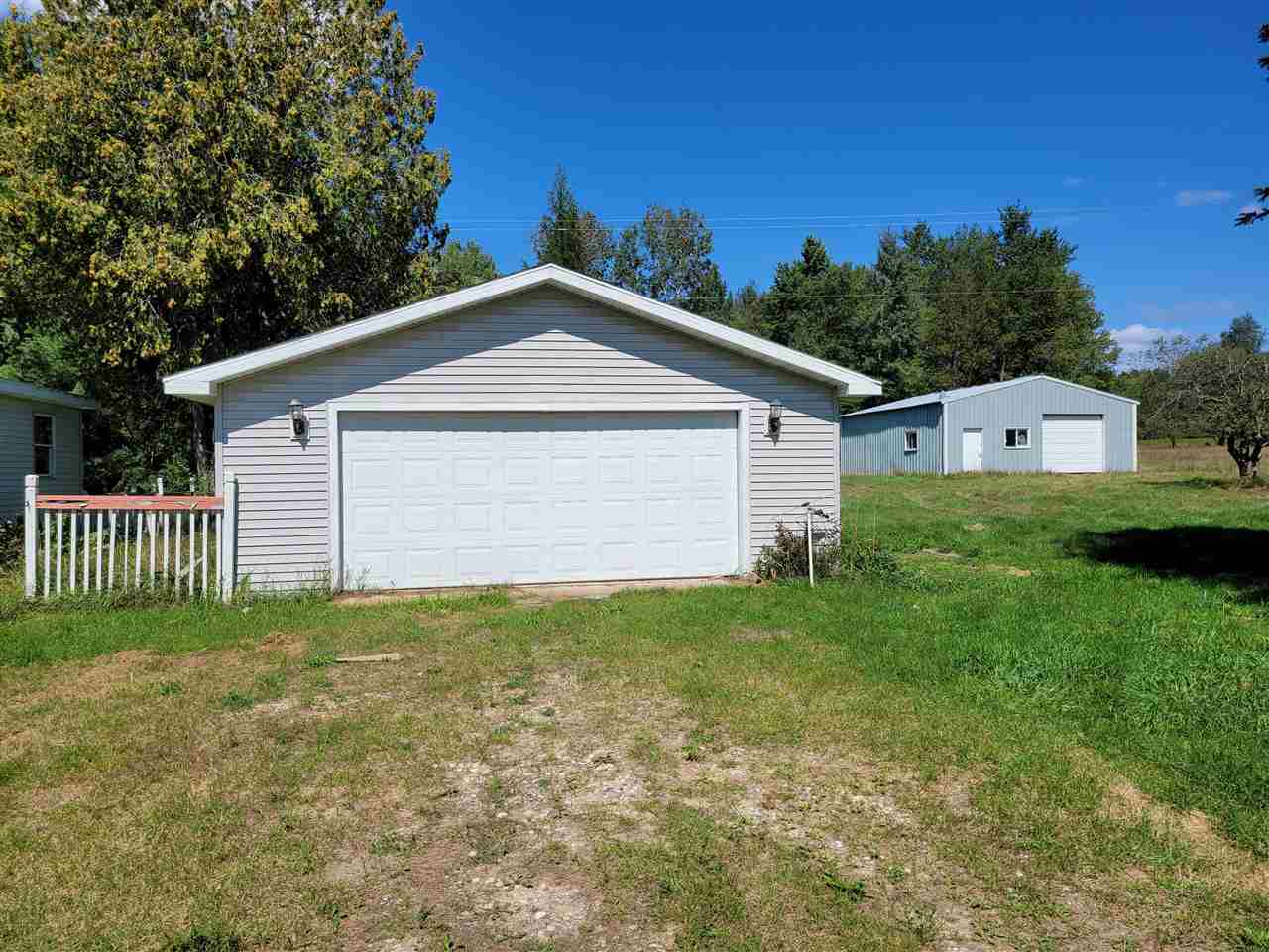 4850 Eagleson Road Gladwin, MI 48624 - Photo 2 of 20
