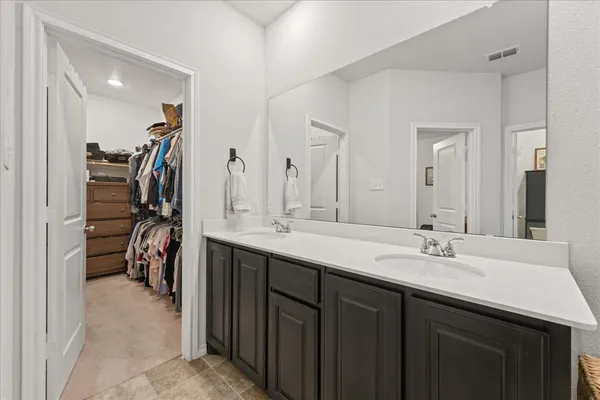 $1,950 | 585 Concho Street, Aubrey, TX 76227