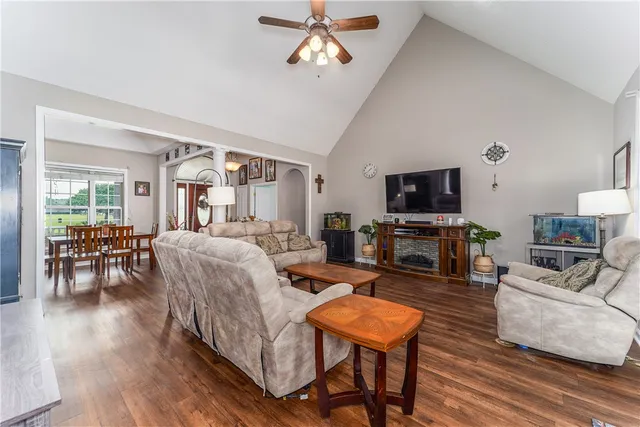 $410,000 | 1320 Whitney Lake Road, Blackshear, GA 31516