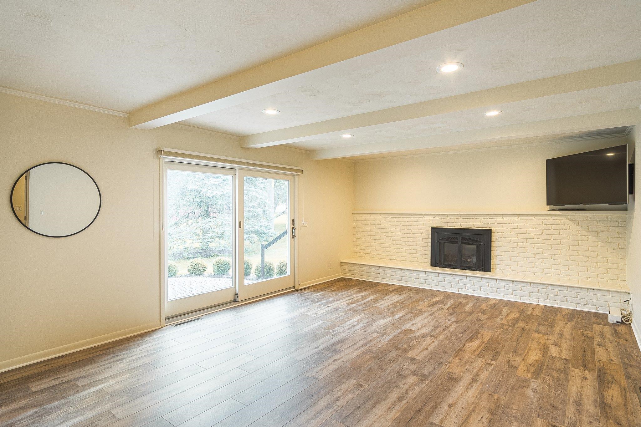 1136 Brewster Road Rochester Hills, MI 48306 - Photo 20 of 45