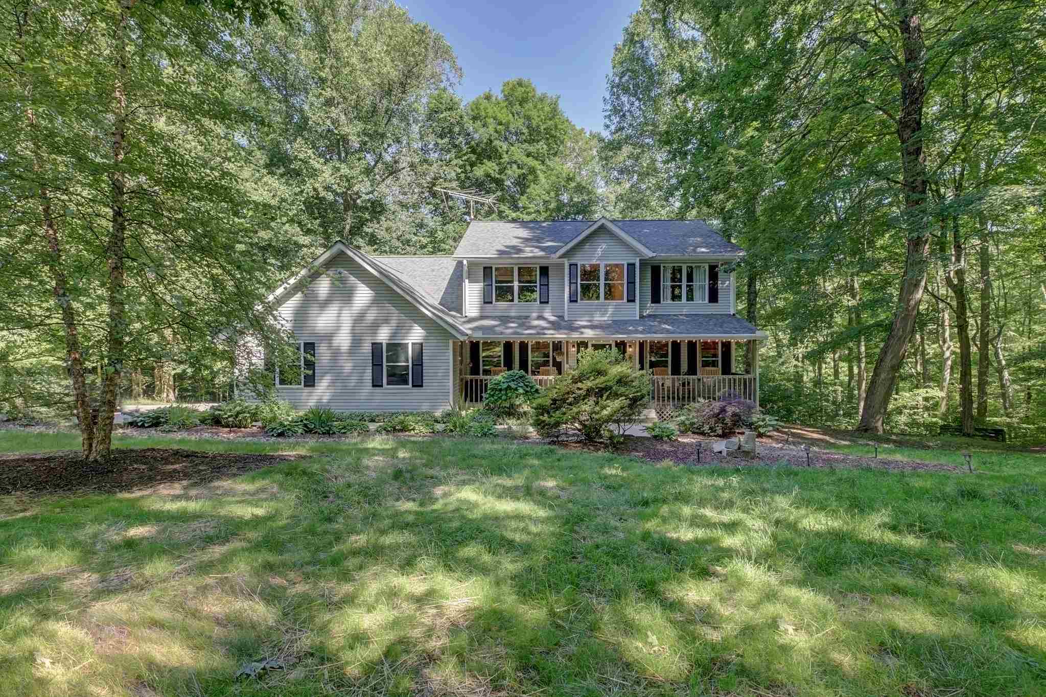4989 East Lentz Road Bloomington, IN 47408 - Photo 1 of 36 Gallery Image 1