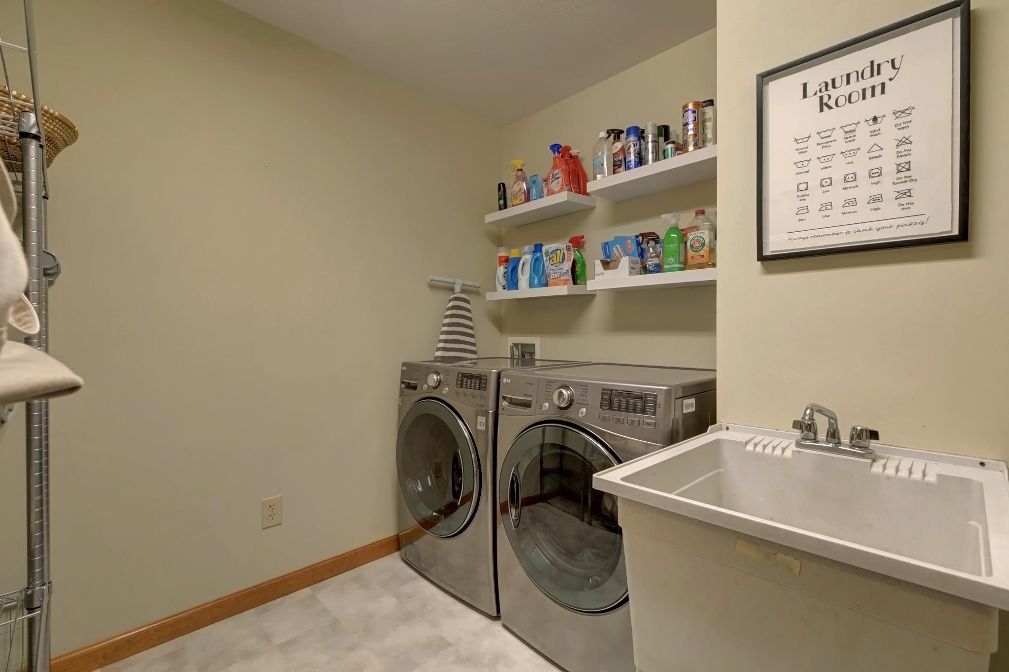 4989 East Lentz Road Bloomington, IN 47408 - Photo 19 of 36 Gallery Image 19