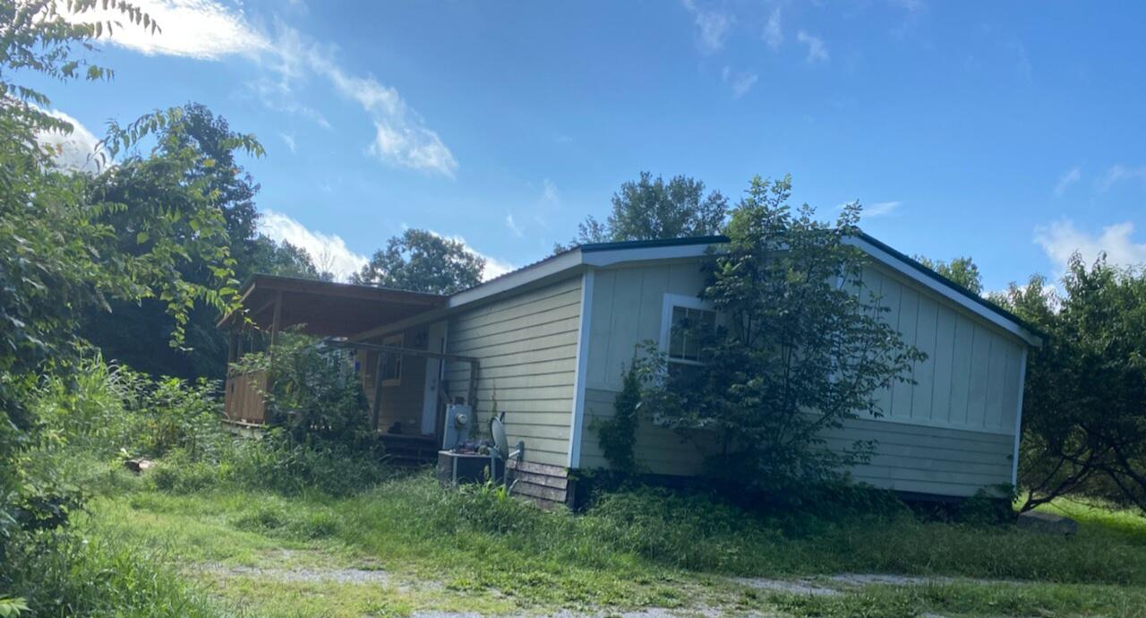 507 Coleman Cemetery Road Soddy Daisy, TN 37379 - Photo 1 of 1 IMG_4861