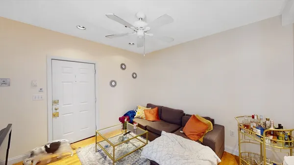 $4,795 | 91 Prince Street, Unit 21, Boston, MA 02113