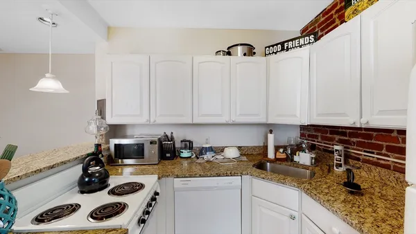 $4,795 | 91 Prince Street, Unit 21, Boston, MA 02113