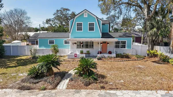$2,995 | 322 47th Street North, St. Petersburg, FL 33713