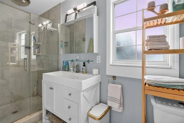 $2,995 | 322 47th Street North, St. Petersburg, FL 33713
