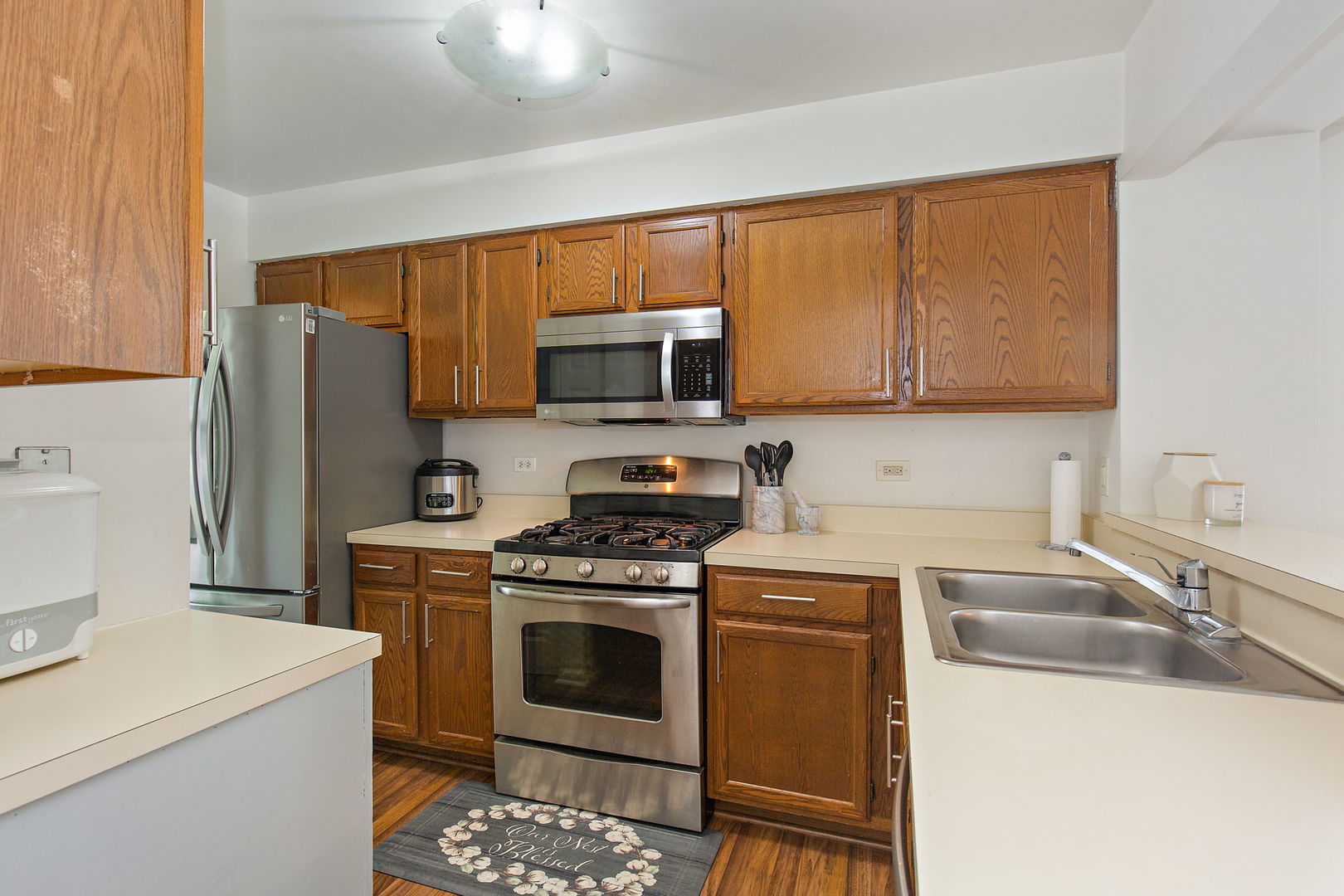 11 North Oltendorf Road Streamwood, IL 60107 - Photo 6 of 27