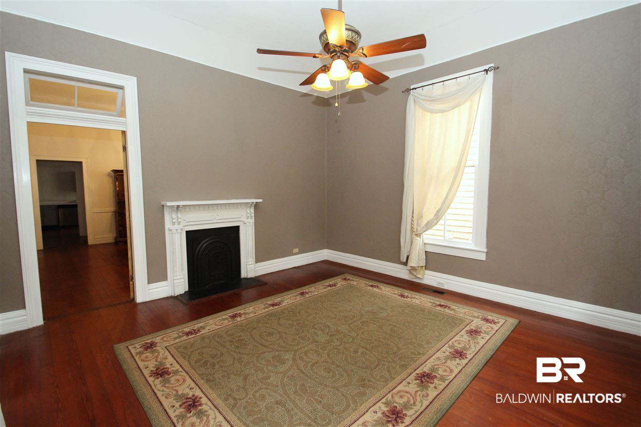 1121 Old Shell Road Mobile, AL 36604 - Photo 8 of 36