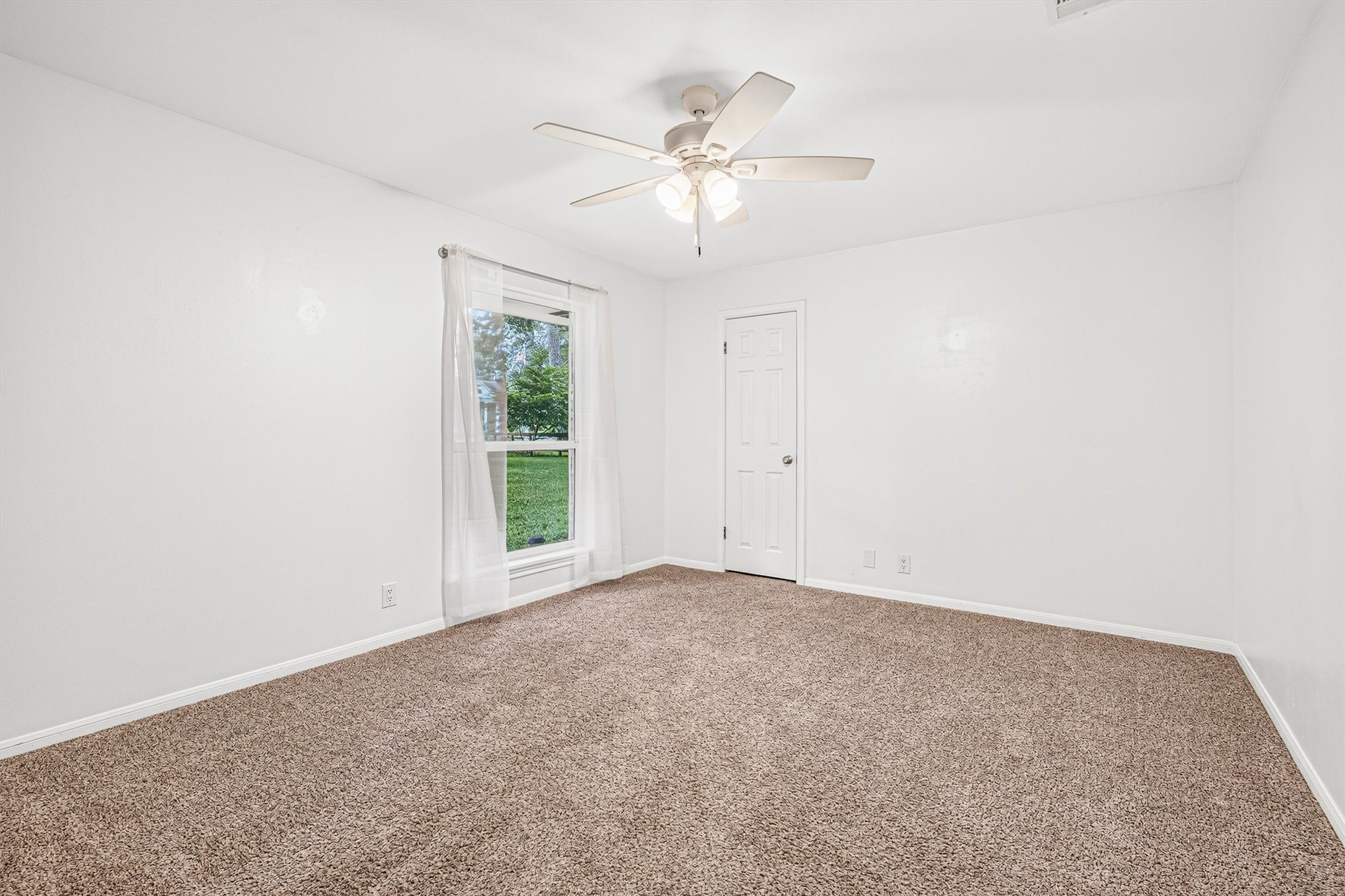 16008 Lutheran School Road Tomball, TX 77377 - Photo 30 of 50 Large secondary bedroom located on the front left of the house