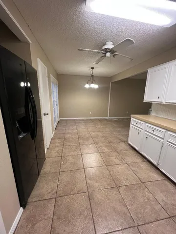$1,275 | 8639 Knoxville Drive, Unit C, Lubbock, TX 79423