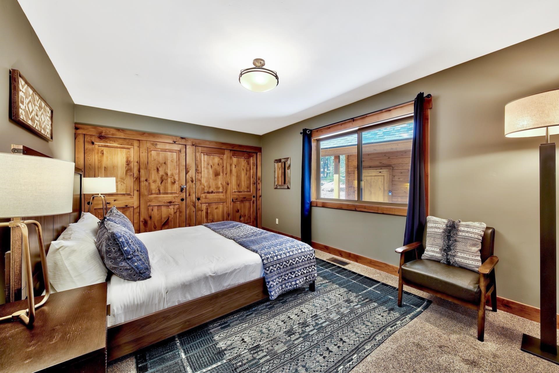 11502 Chamonix Road Truckee, CA 96161 - Photo 10 of 21 Gallery Image 10