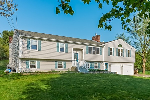 20 Pickering Road Blackstone, MA 01504 - Photo 2 of 22 Gallery Image 2